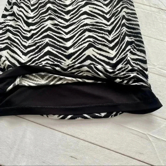 WHITE HOUSE BLACK MARKET ZEBRA Print Skirt - Picture 8 of 14